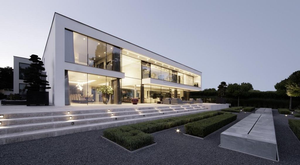Villa-große-Glaselemente